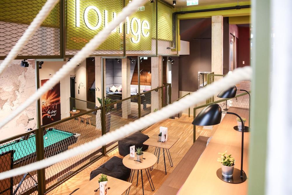 Arte Stadthalle Hotel 4*